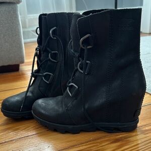 Sorel Women's Black Lace Up Wedge Boots